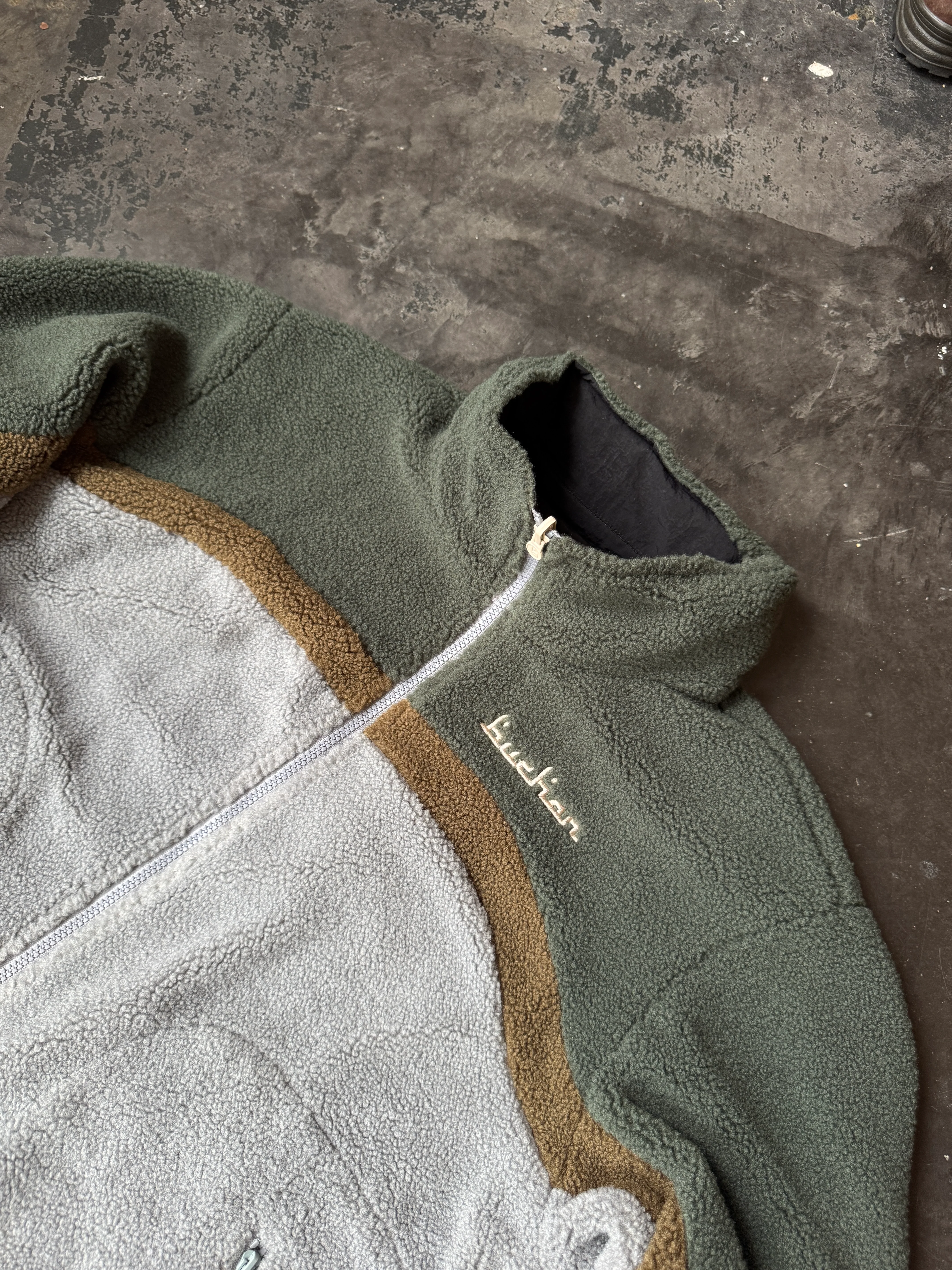 Reversible Buchan Fleece - Khaki - Image 6
