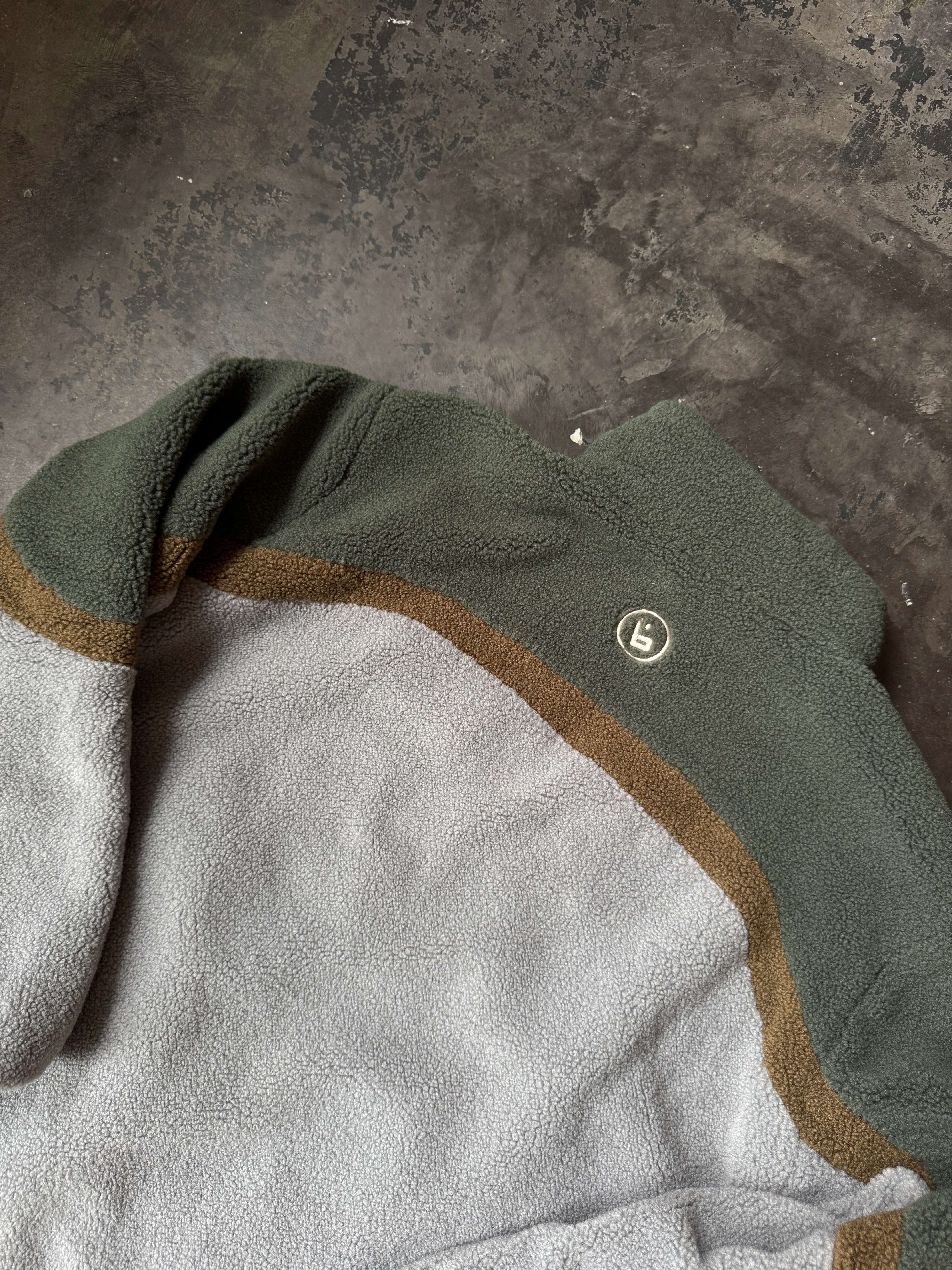 Reversible Buchan Fleece - Khaki - Image 8
